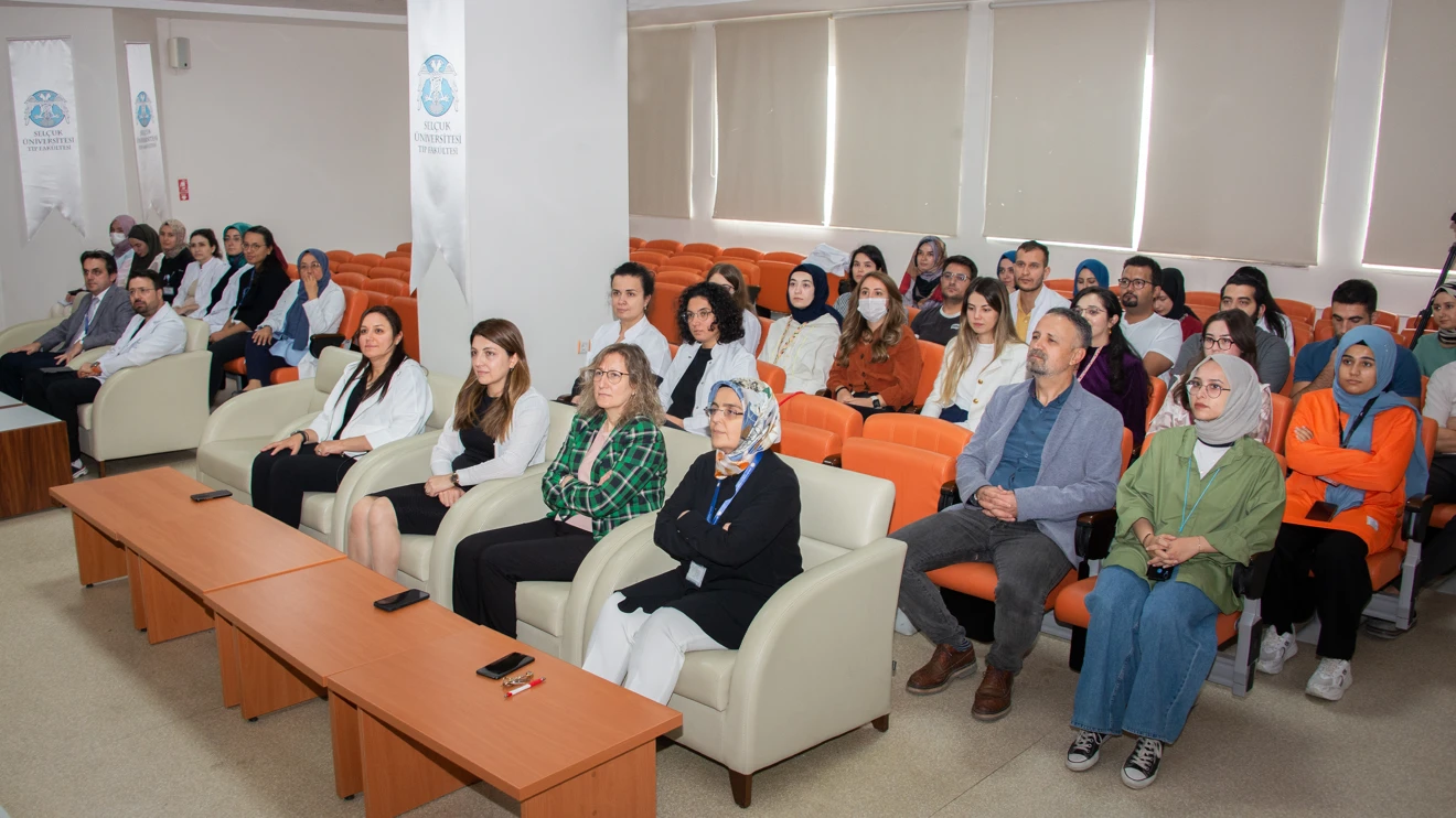 Selçuk Üniversitesinde ‘ürtiker hastalığı’na yönelik farkındalık semineri
